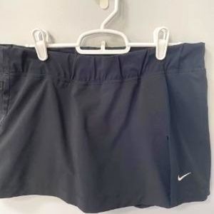 Nike tennis golf skort